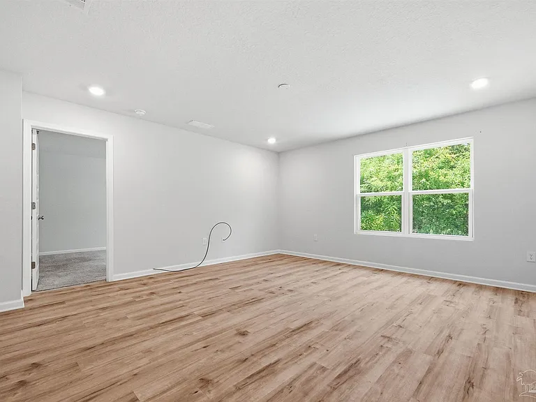 5367 Peach Dr — Photo 30