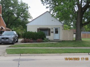 1819 Goddard Rd, Lincoln Park, MI 48146