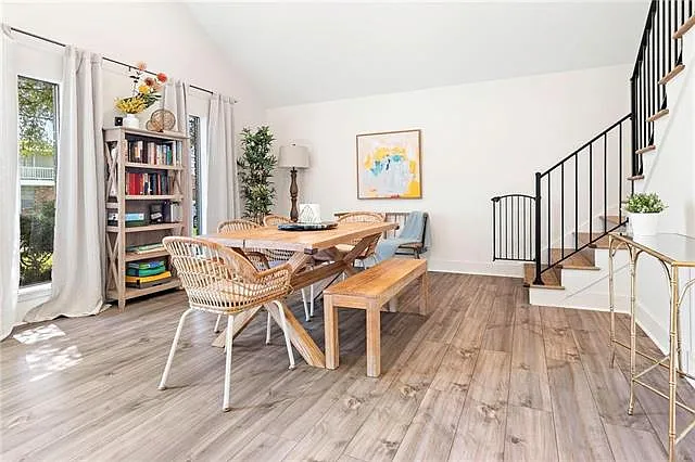 5020 Randolph St — Photo 11
