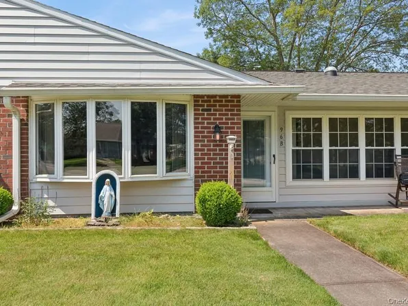 96 Enfield Court #B, Ridge, NY 11961