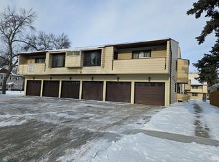 820 10th St S #C20, Fargo, ND 58103