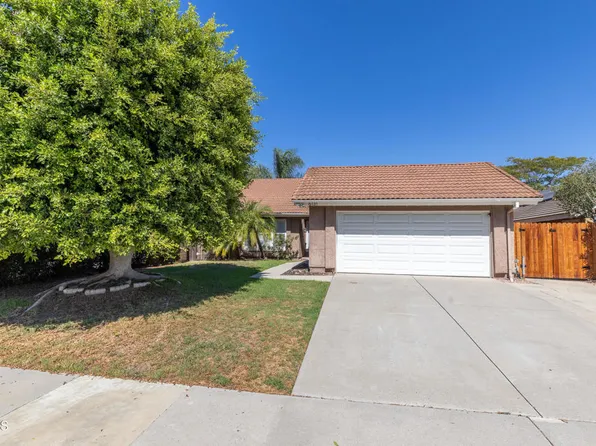 6131 Fremont Cir, Camarillo, CA 93012