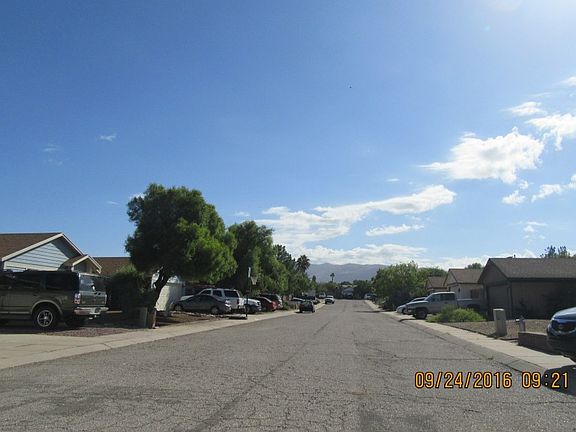 5th image of 9931 E Victoria Ln