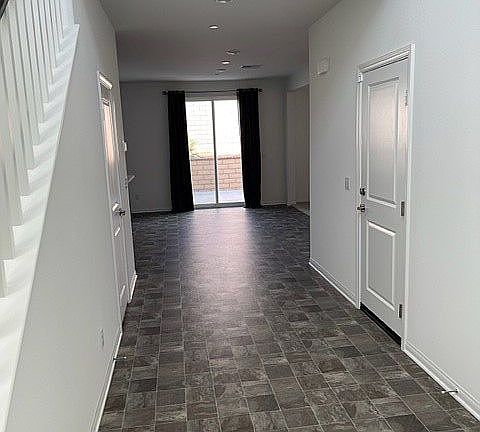 2nd image of 831 Dahlia Ave #0