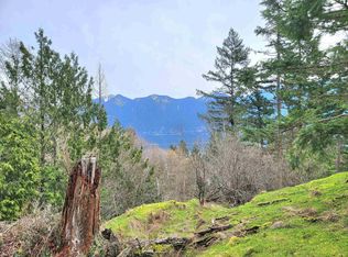 1562 Eaglecliff Rd, Bowen Island, BC V0N1G1