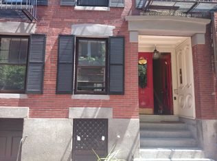 38 Temple St APT 4, Boston, MA 02114