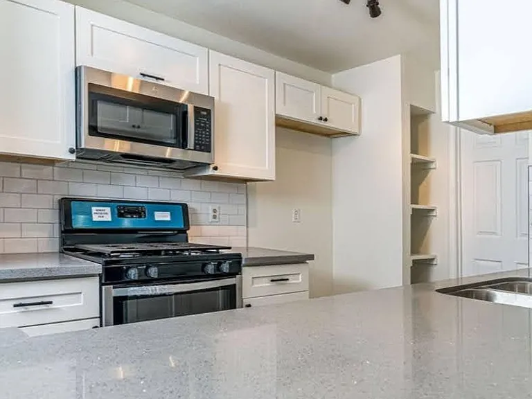 2200 Fort Apache Ave #2023 — Photo 7