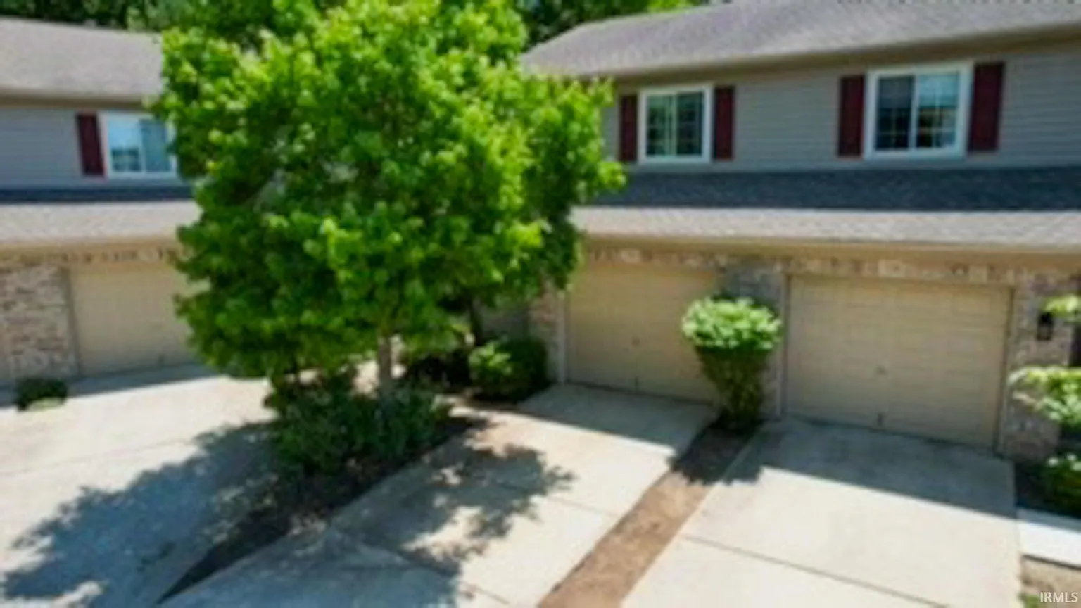 730 E Bayberry Ct E photo 1
