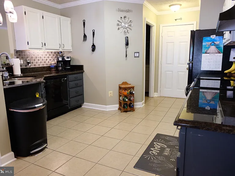 1000 Elbridge Way — Photo 7