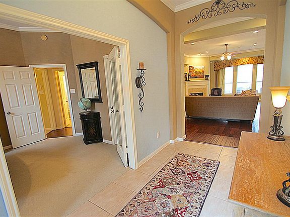 4th image of 217 Willowood Dr