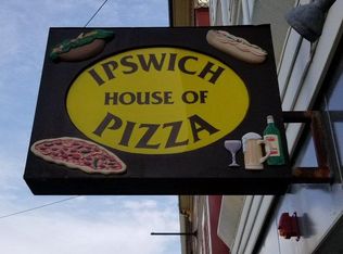 18 Central St, Ipswich, MA 01938