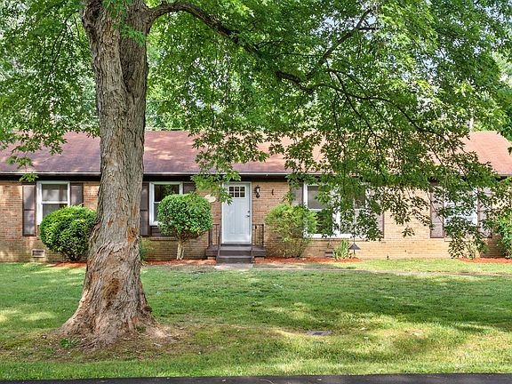 2nd image of 204 Maplewood Dr