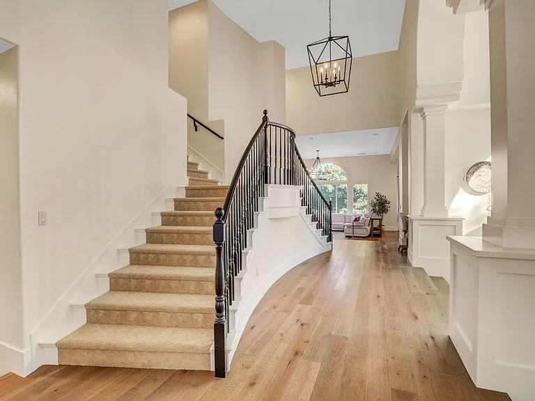 308 Round Stone Ct — Photo 45