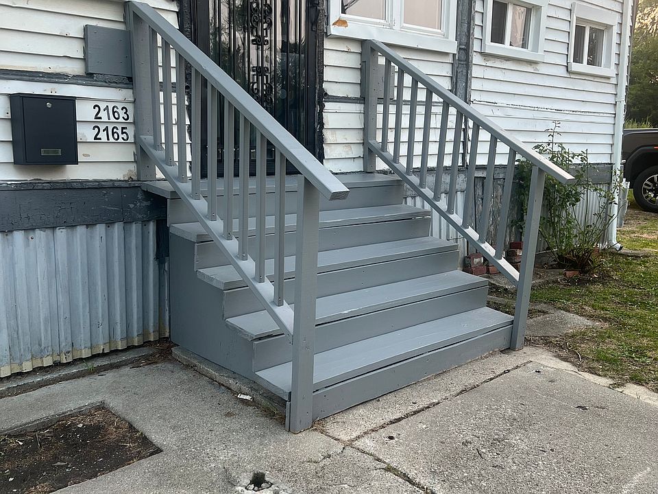 1st image of 2165 Lemay St