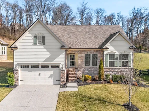 6817 Pleasant Gate Ln, College Grove, TN 37046