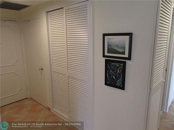 5th image of 3333 NE 34th St APT 422