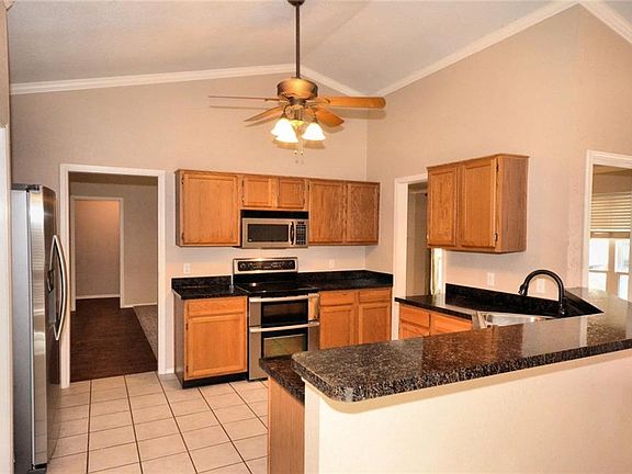 4th image of 6724 Inwood Dr