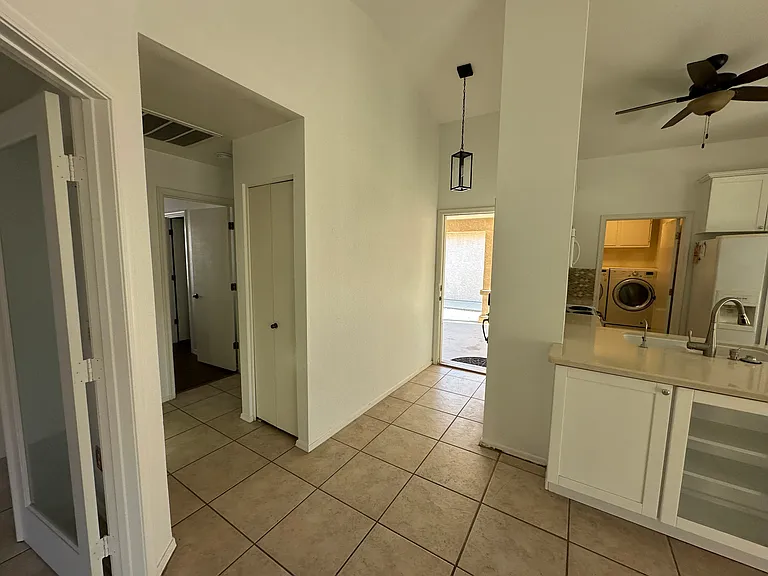 1831 E Indian Wells Dr — Photo 18