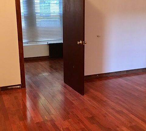 4th image of 316 6th St APT 1F