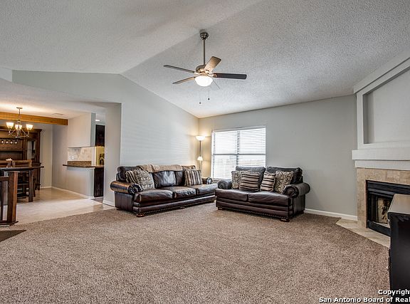 5th image of 650 Cypresscliff Dr