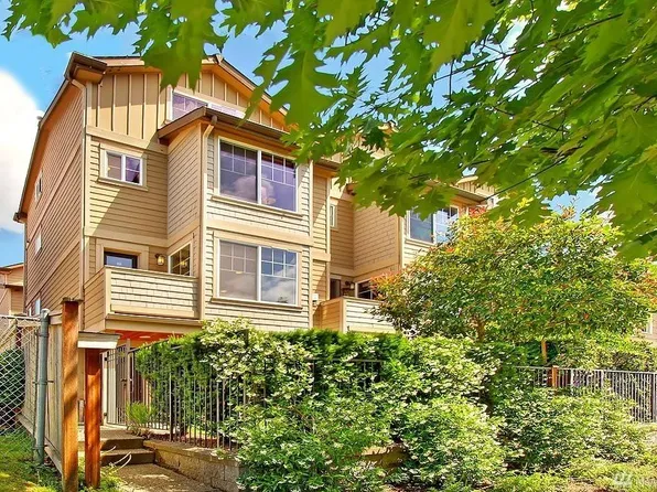 5008 12th Ave NE APT C, Seattle, WA 98105