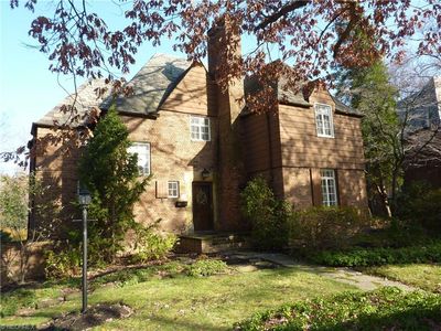 2233 Mount Vernon Blvd, East Cleveland, OH, 44112