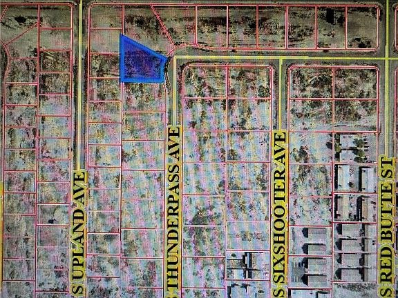 2nd image of 1040 S Thunderpass Ave
