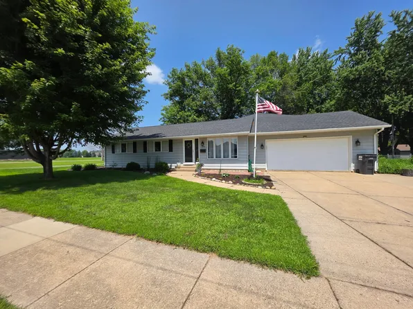 1206 19th Ave SW, Austin, MN 55912