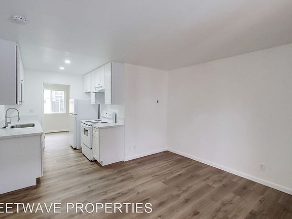 4th image of 3851 Chamoune Ave #1