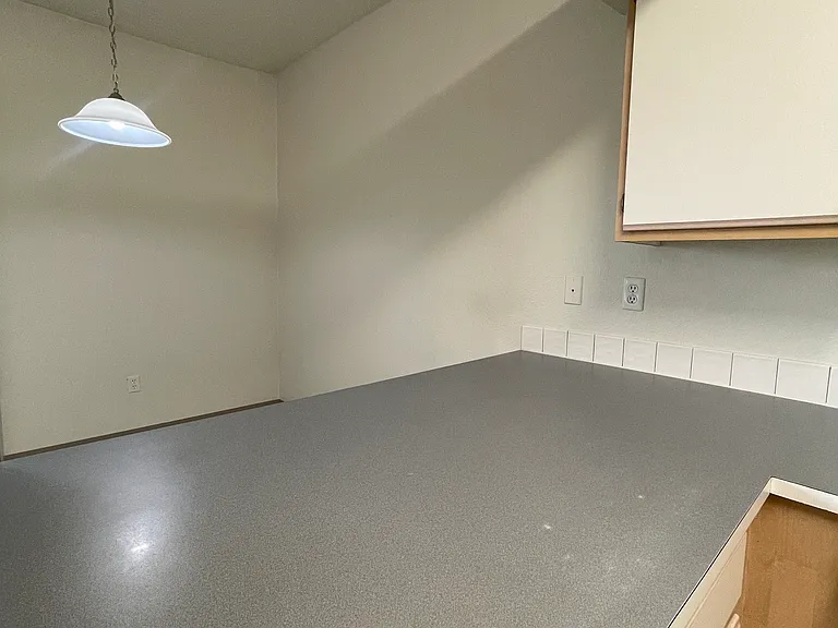 Fountain Valley Apartments — Photo 30