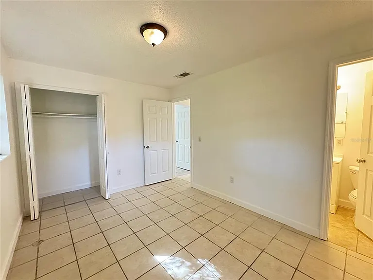 4883 N Pine Hills Rd #4881 — Photo 7