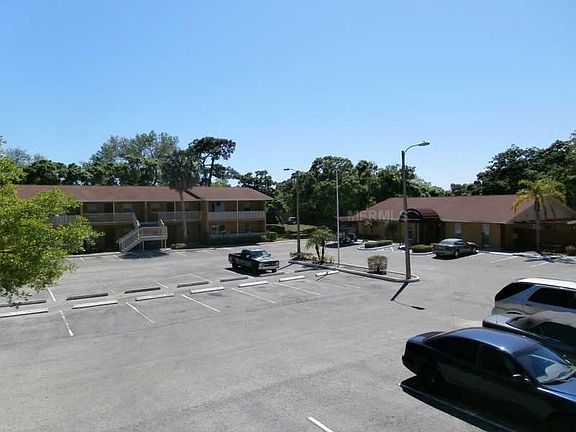 4th image of 2200 Gladys St APT 208