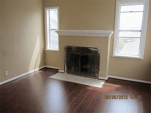 2nd image of 1206 E La Palma Dr