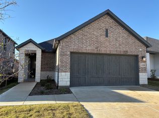 430 Cherry Laurel Dr, Lakewood Village, TX 75068
