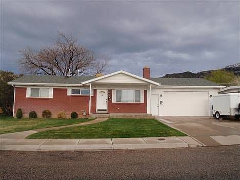 1st image of 619 S Sunset Dr