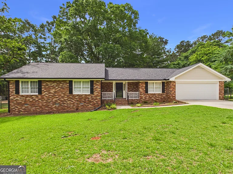 1450 Crooked Creek Rd — Photo 4