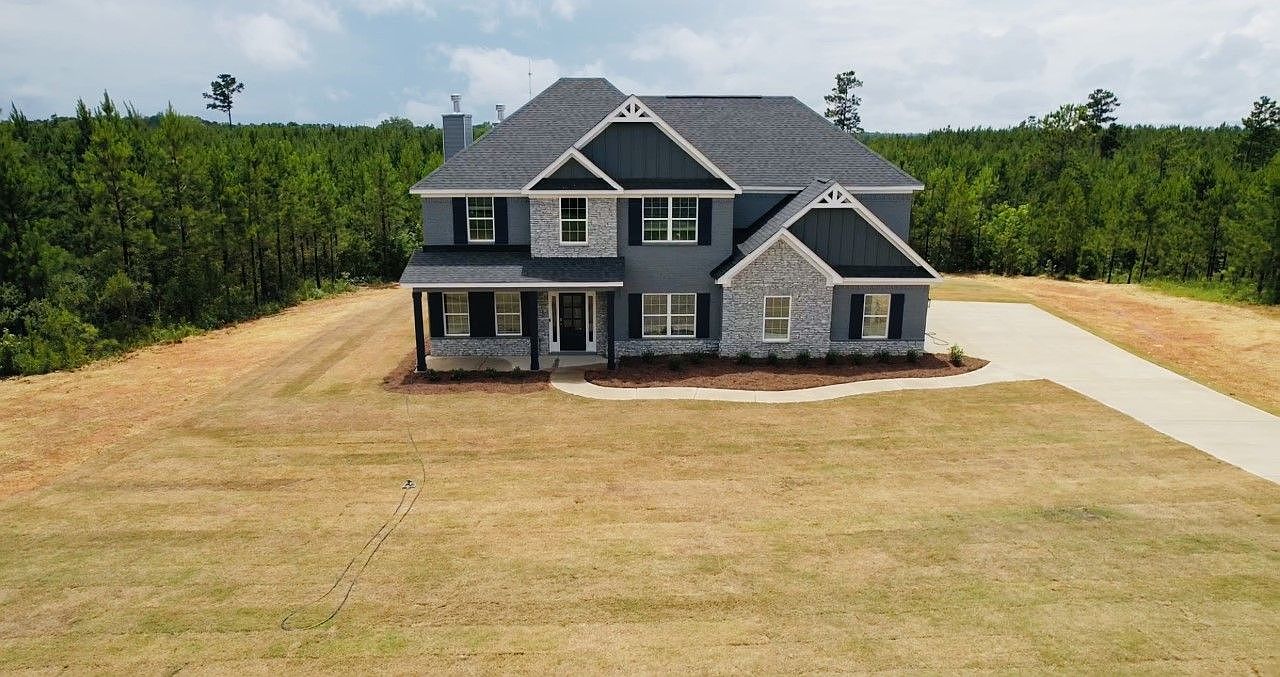 Mulberry Crossing by Hughston Homes in Cataula GA Zillow