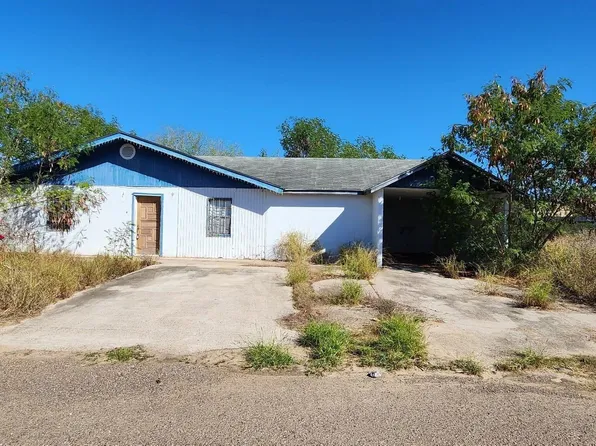 5404 Lopez Ln, Zapata, TX 78076