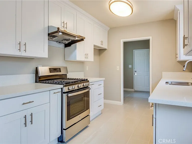 4259 Newton St — Photo 8