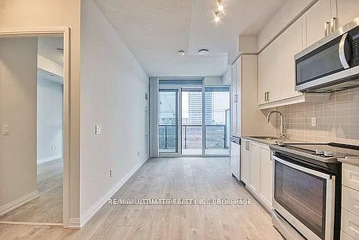 7895 Jane St #310 — Photo 7