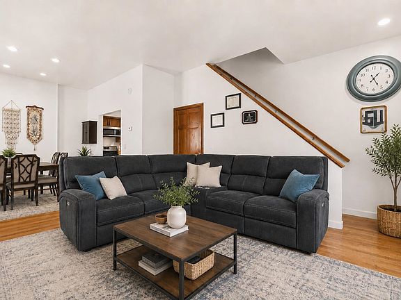 3rd image of 1802 Palisade Ave
