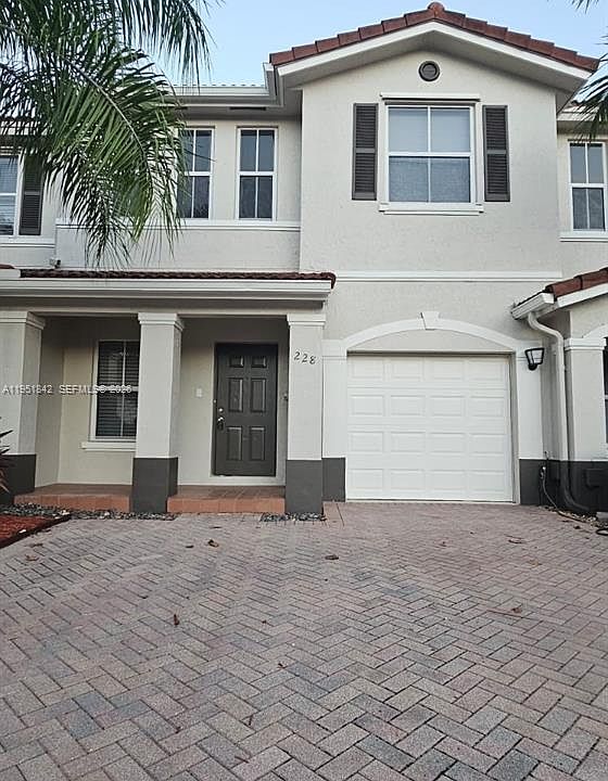 1st image of 228 Riverwalk Cir
