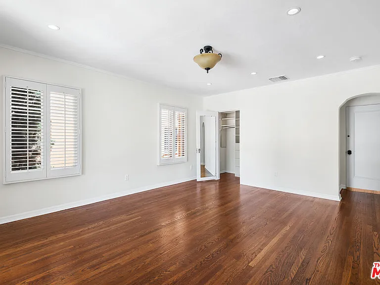 119 N Orange Dr — Photo 19