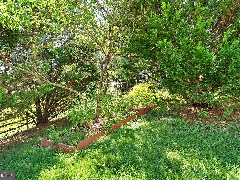 8309 Double Eagle St — Photo 66