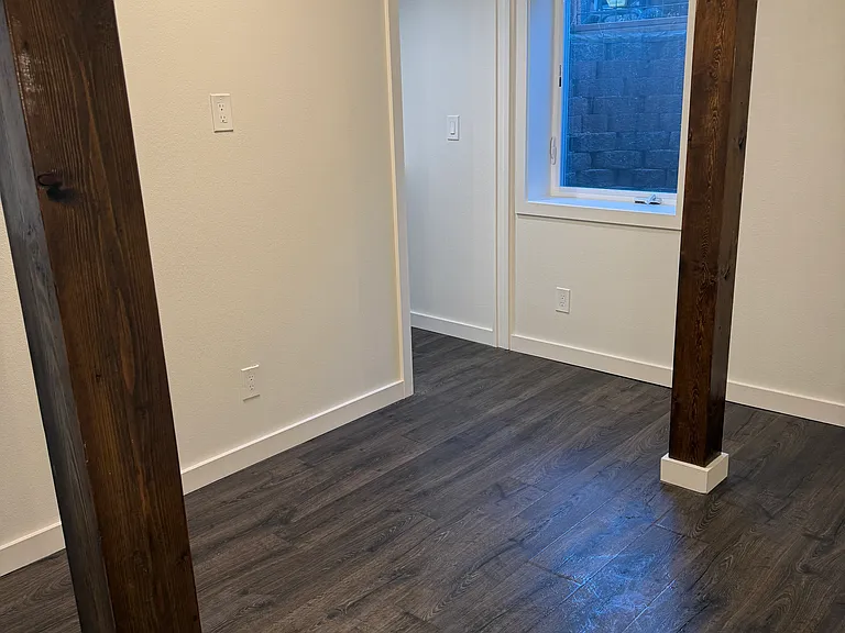 732 S Monroe St — Photo 32