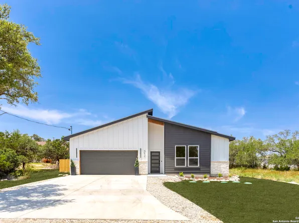 371 Granite Rd, Spring Branch, TX 78070