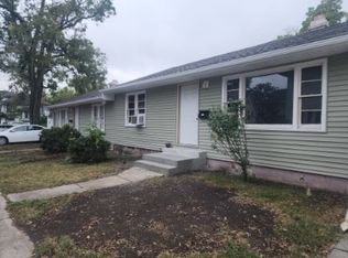 203 S Elm St, Manteno, IL 60950