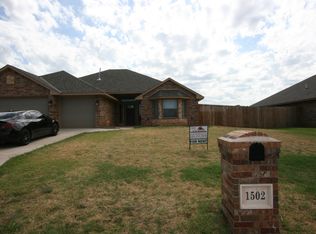 1502 NE Scenic Rdg, Elgin, OK 73538