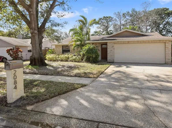 2084 Whitney Dr, Clearwater, FL 33760