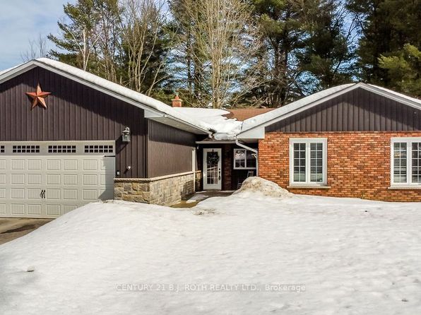 21 Luella Blvd, Springwater, ON L9X 0X1